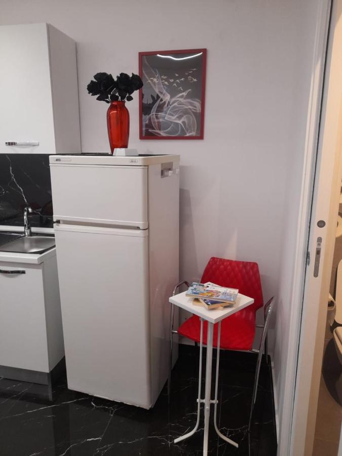 Lux House Naples Airport Hotel Kültér fotó