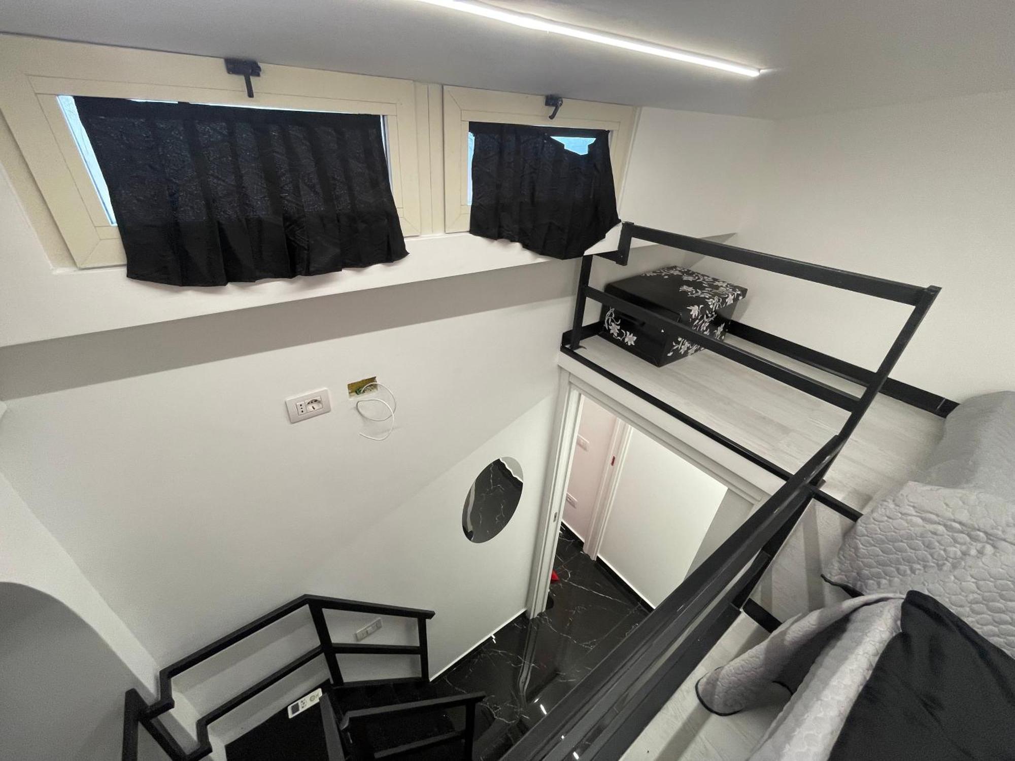 Lux House Naples Airport Hotel Kültér fotó