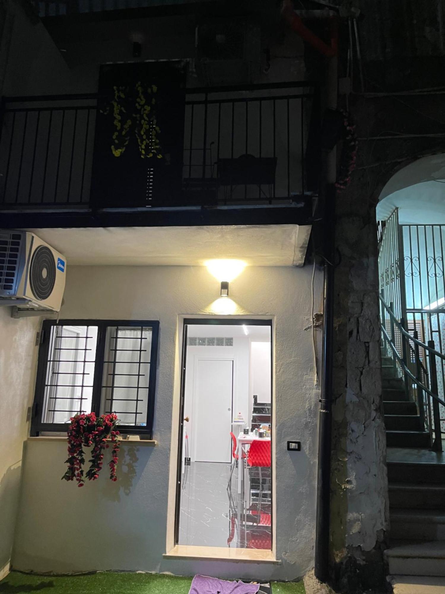 Lux House Naples Airport Hotel Kültér fotó