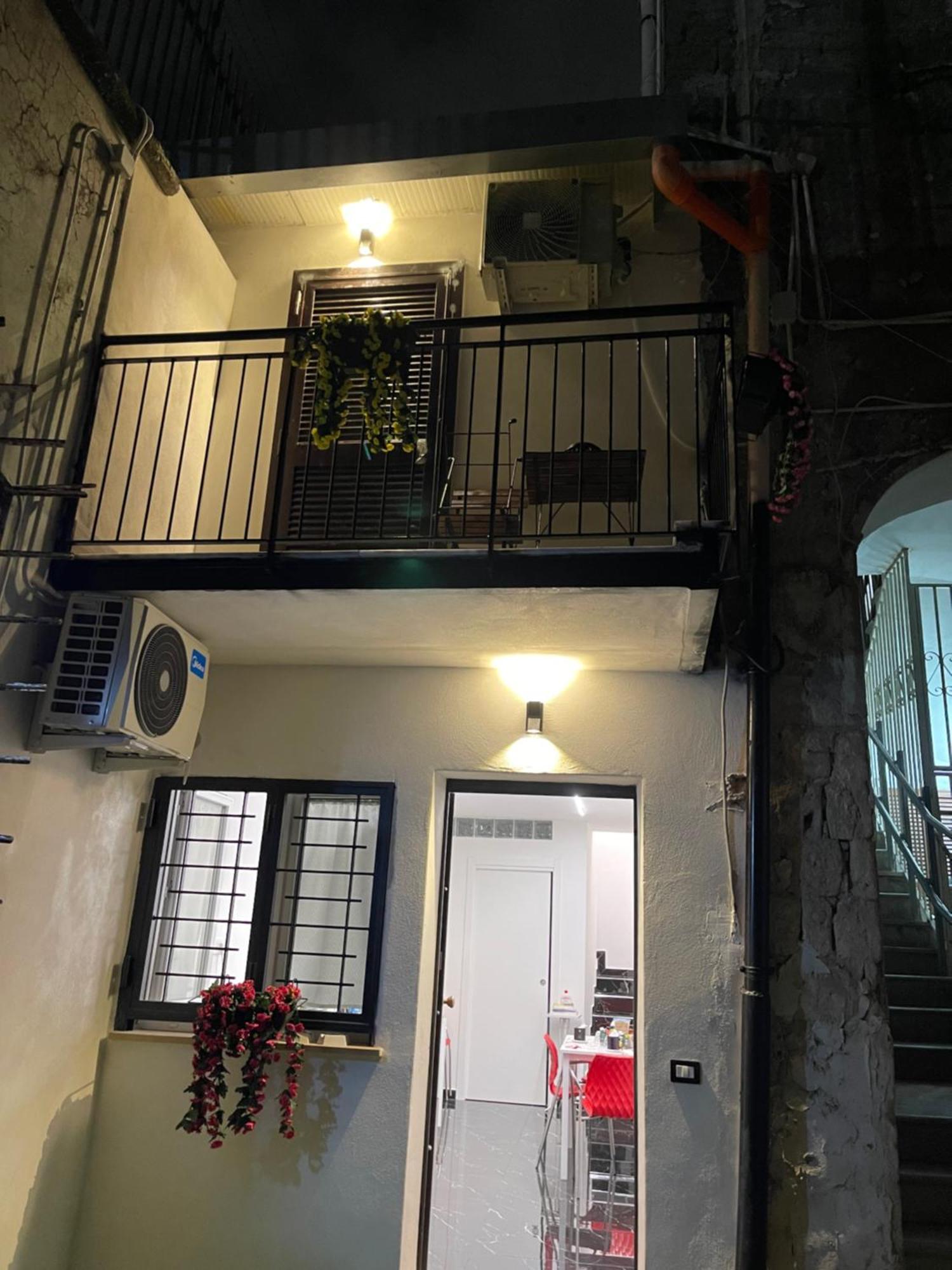 Lux House Naples Airport Hotel Kültér fotó